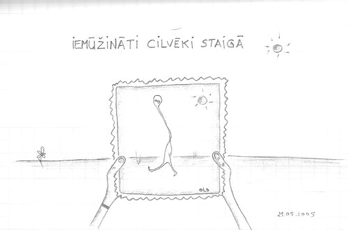 Iemūžināti cilvēki staigā